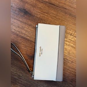 Kate spade wallet